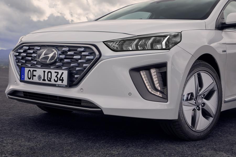Детали экстерьера Hyundai IONIQ hybrid (AE) 2019 года  (WW) (фото 3 из 42)